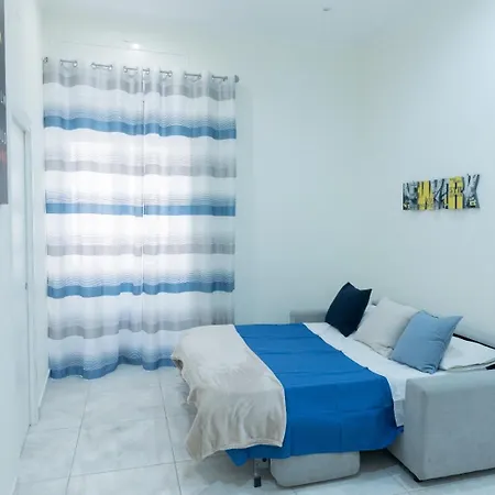 Apartment Benni House *