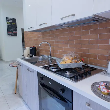 Benni House Неаполь