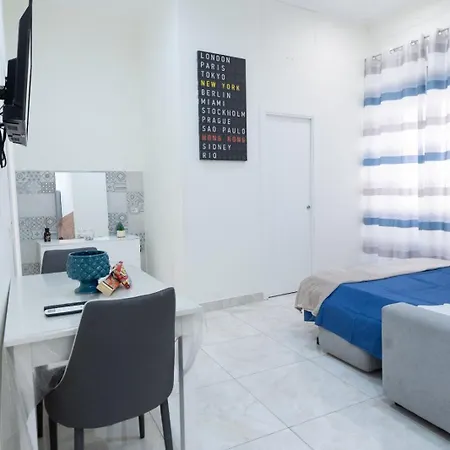 Benni House Апартаменты Неаполь