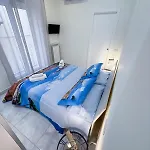 Benni House *